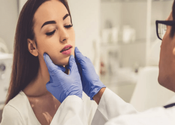 Pain & Gain: What to Expect During a Nose Job